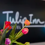 Hotell Tulip 3*