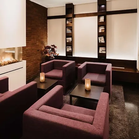 Tulip Hotell 4*