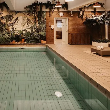 Tulip Hotell