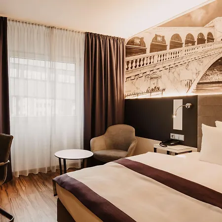 Hotel Tulip 3*