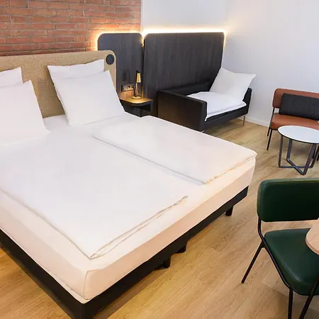 Tulip Hotel 3*