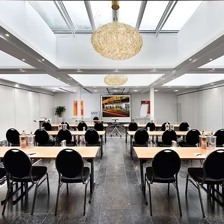 Tulip Hotell 4*